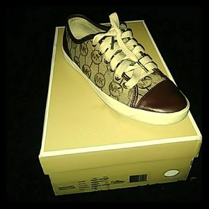 Michael kors shoes size 6.5